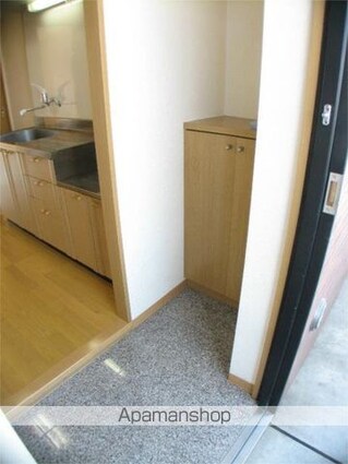 ラ　ヴェラ　ヴィータ[1K/30.35m2]の玄関