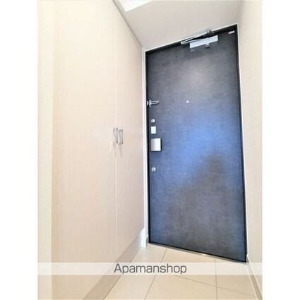 ディアレイシャス金山[1K/22.71m2]の玄関