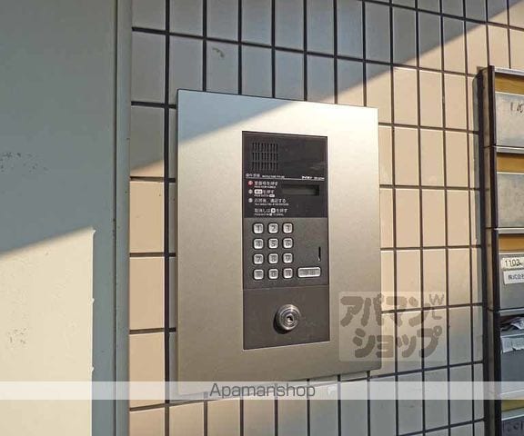 コーポ出町柳の外観写真