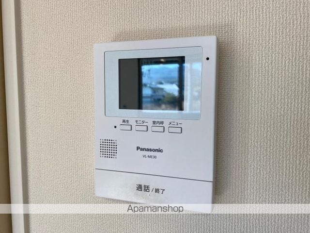 ベース新田南IIの内装写真