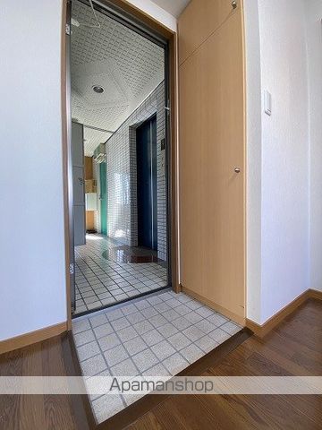 SKビルの内装写真