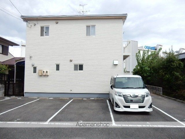 岡本アパートの外観写真
