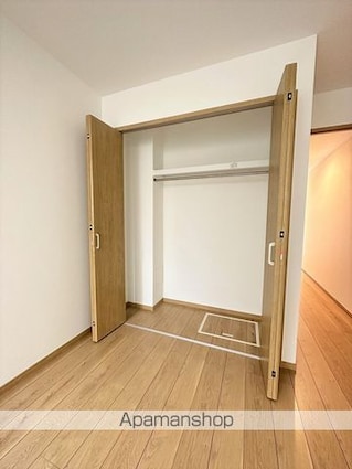 アーバンパーク三鷹[3LDK/75.77m2]の収納