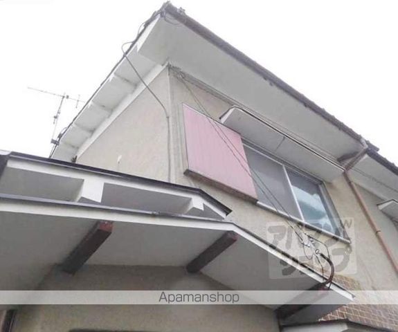 西賀茂大栗町貸家の外観写真