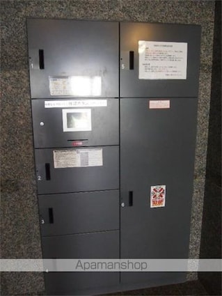 ルーブル中野新橋参番館[2K/40.5m2]のロビー