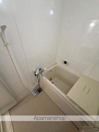 グランフォーレ三条[1LDK/49.5m2]のバス