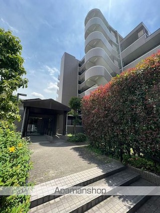東京都中野区白鷺１丁目[2LDK/59.9m2]のエントランス