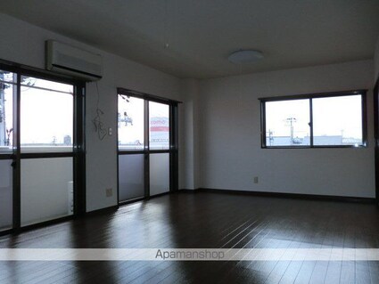 クレールレジダン[1LDK/46.87m2]のリビング・居間1