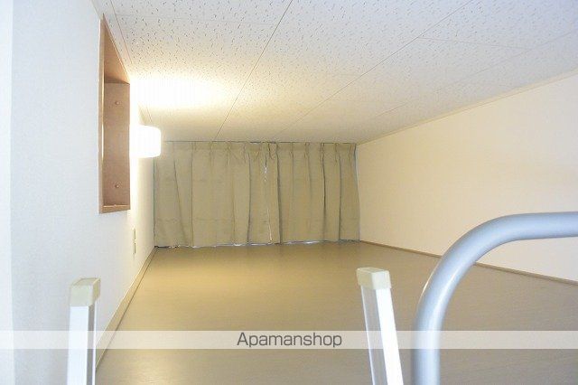 レオパレスティートゥリーの内装写真