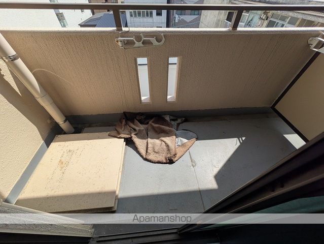 ワイアンドワイ宝町ビルの内装写真