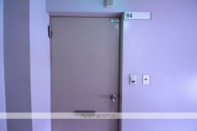 コーポ・ビークルの玄関写真