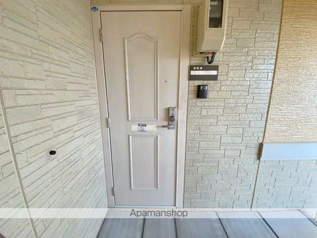 アプロス三ツ郷屋の玄関写真