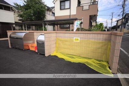 東京都八王子市石川町[2LDK/50.22m2]の共用部1