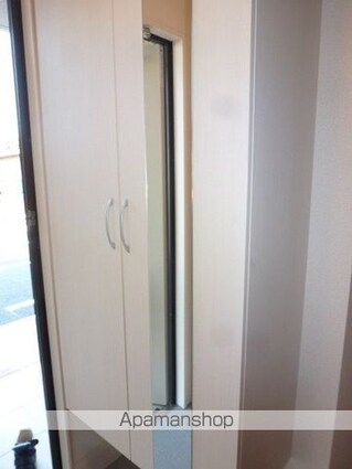 エレンシア　Ａ[3LDK/67.38m2]の玄関