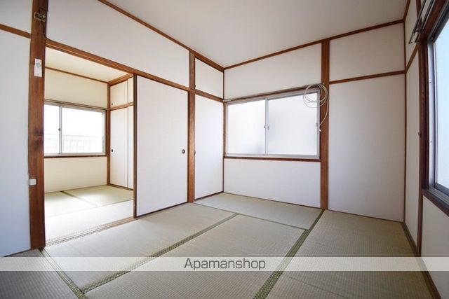 南幸町借家の内装写真