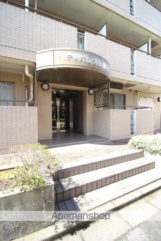 ペティパレス薬園台の外観写真