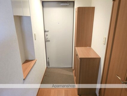 ハートランド[3LDK/77.09m2]の玄関