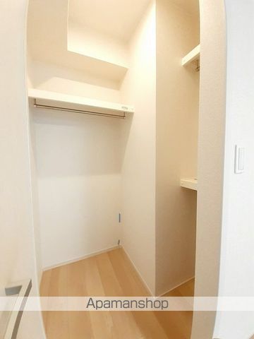 オーロラ ヴィレッジIIの内装写真