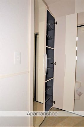 カルムパティオ　Ⅰ[2LDK/57.55m2]の内装2