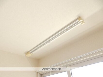 ファミーユ東手城　Ｂ棟[3LDK/88.93m2]の内装2