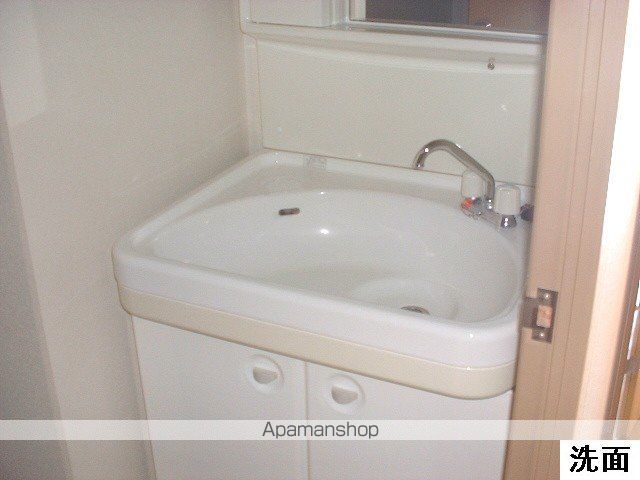グランドヒルズ当知5番館の内装写真