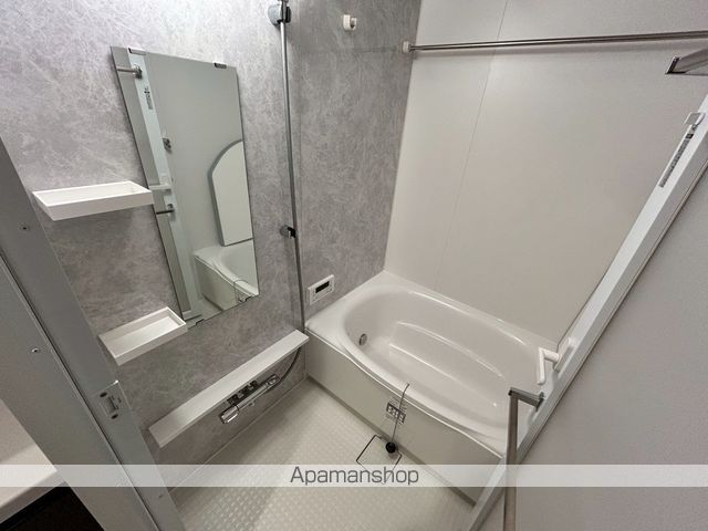 コンフォリア・リヴ博労町1丁目Qの内装写真