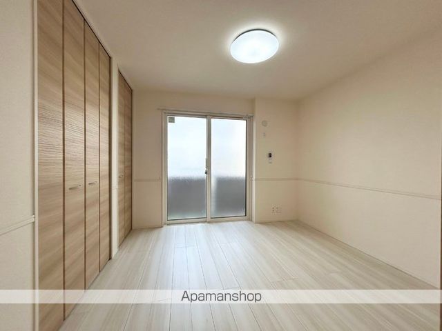 コルヌイエ長久手の内装写真