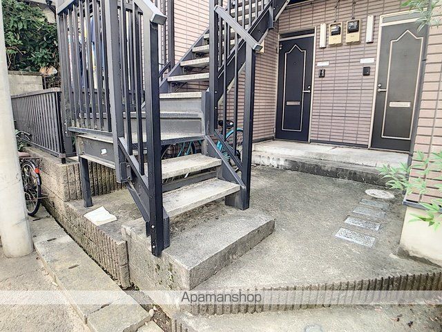 マーガレットハイツの玄関写真