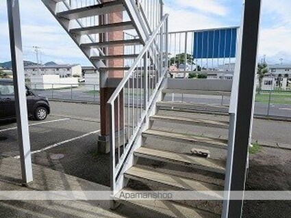 センチュリーハウス津志田Ａ[2K/39.74m2]の共用部2