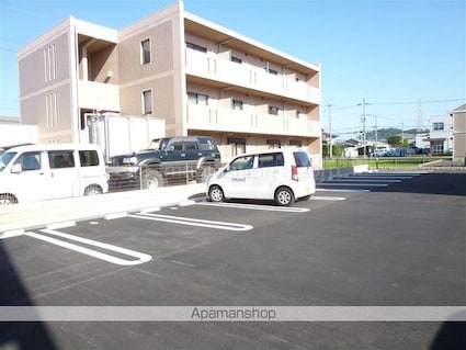 シンシアＲ　Ⅰ[1LDK/40.25m2]の駐車場2