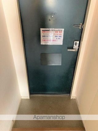 香川県高松市藤塚町３丁目[1K/20.14m2]の玄関