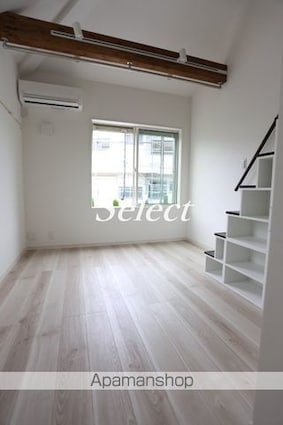 ハーミットクラブハウス横浜磯子[1R/16.56m2]のリビング・居間