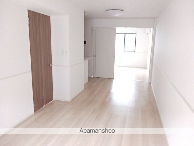 シャルフ飛江田 IIの内装写真