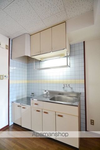 和秀三篠北町ビルの内装写真