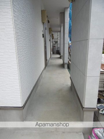 アローラ テラス 卸町の玄関写真