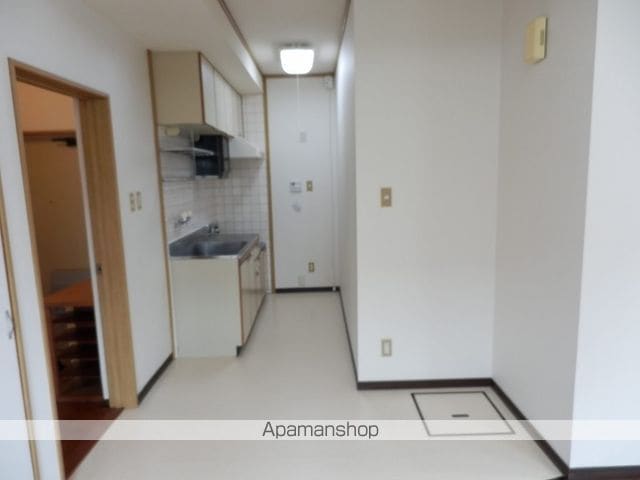 プレステージ高丘の内装写真