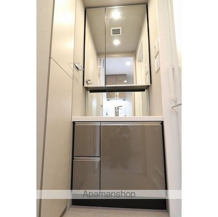 ルフォンプログレ赤塚[1K/25.77m2]の洗面所