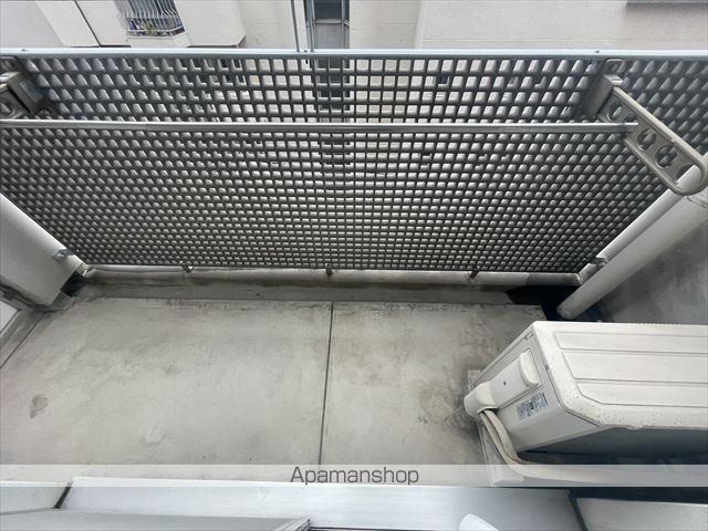 ミールズ江坂の内装写真