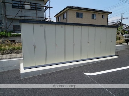 山梨県中央市布施[1R/34.15m2]の外観4