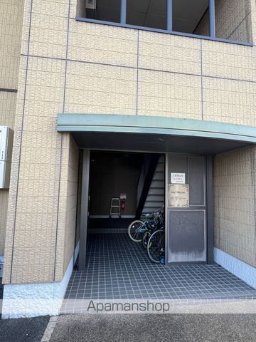 シャーメゾンキティの玄関写真