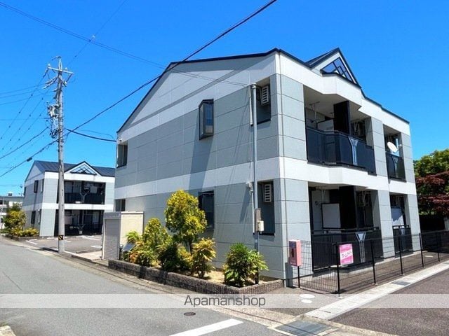 ブライトBの玄関写真