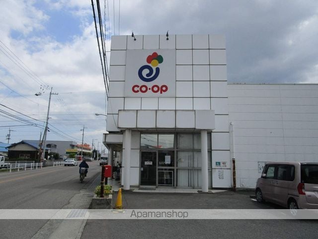 新居浜市 2階建 築13年の周辺写真