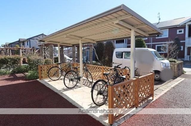 ＲＯＹＡＬ　ＧＡＲＤＥＮ　ＣＡＳＡＨＡＲＡ[3LDK/79.07m2]の共用部1
