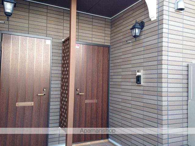 M’S GARDEN竹原中央IIの玄関写真