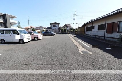 ロイヤルシティ[1R/33.43m2]の駐車場