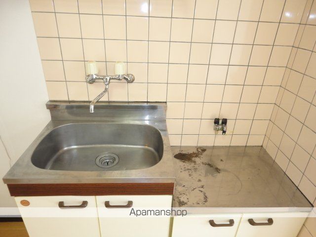ロイヤルハイツ東八の内装写真