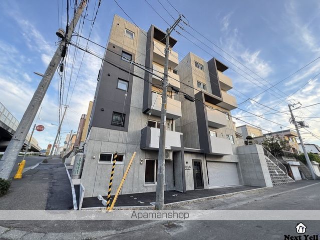 カームヒルズ西岡の外観写真