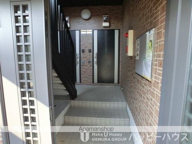 もくせい館の玄関写真
