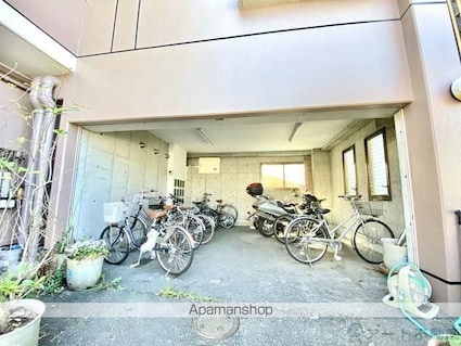 メゾン・プルミエール[1K/32m2]の共用部2
