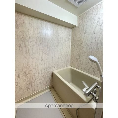 アビタマルフクIIの内装写真